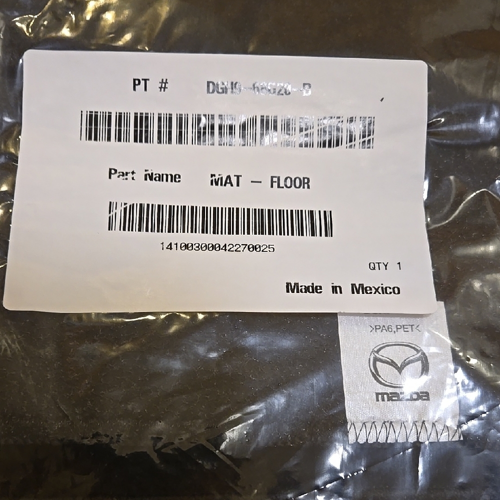 NIB Mazda 2025 CX30 Floor Mat